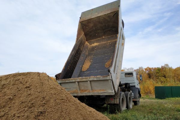 Topsoil Delivery in Saint Petersburg