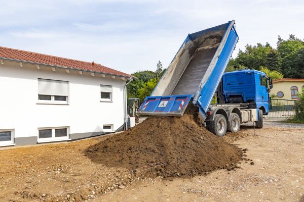 Garden Dirt Delivery in Saint Petersburg
