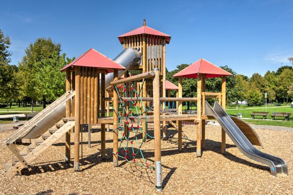 Playground Mulching Service in Saint Petersburg