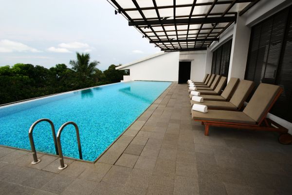 Pool Patio Landscaping in Saint Petersburg